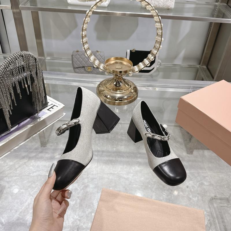 Miu Miu Pumps SMP32702