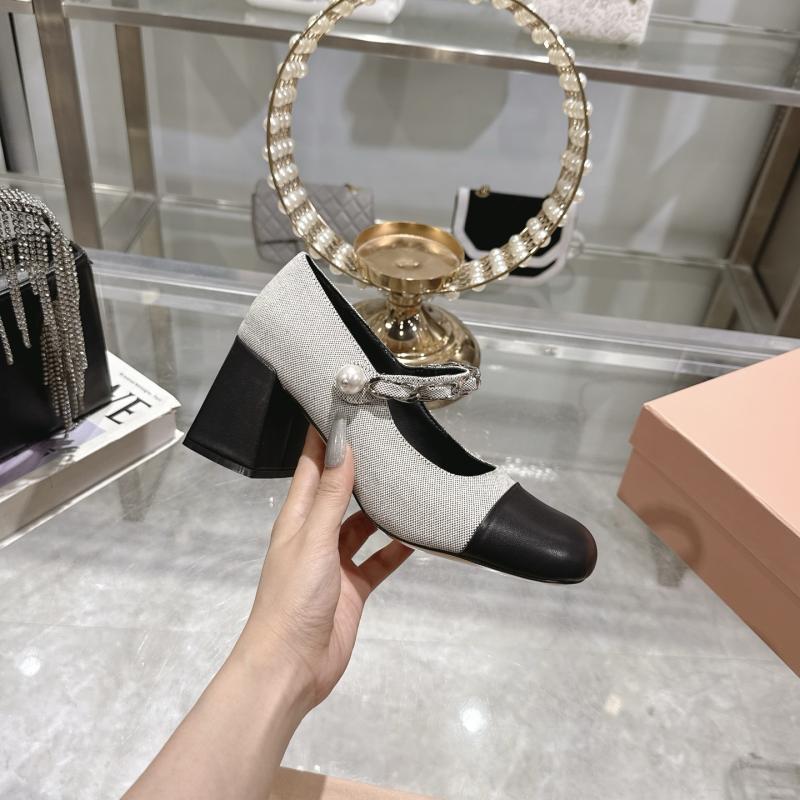 Miu Miu Pumps SMP32702