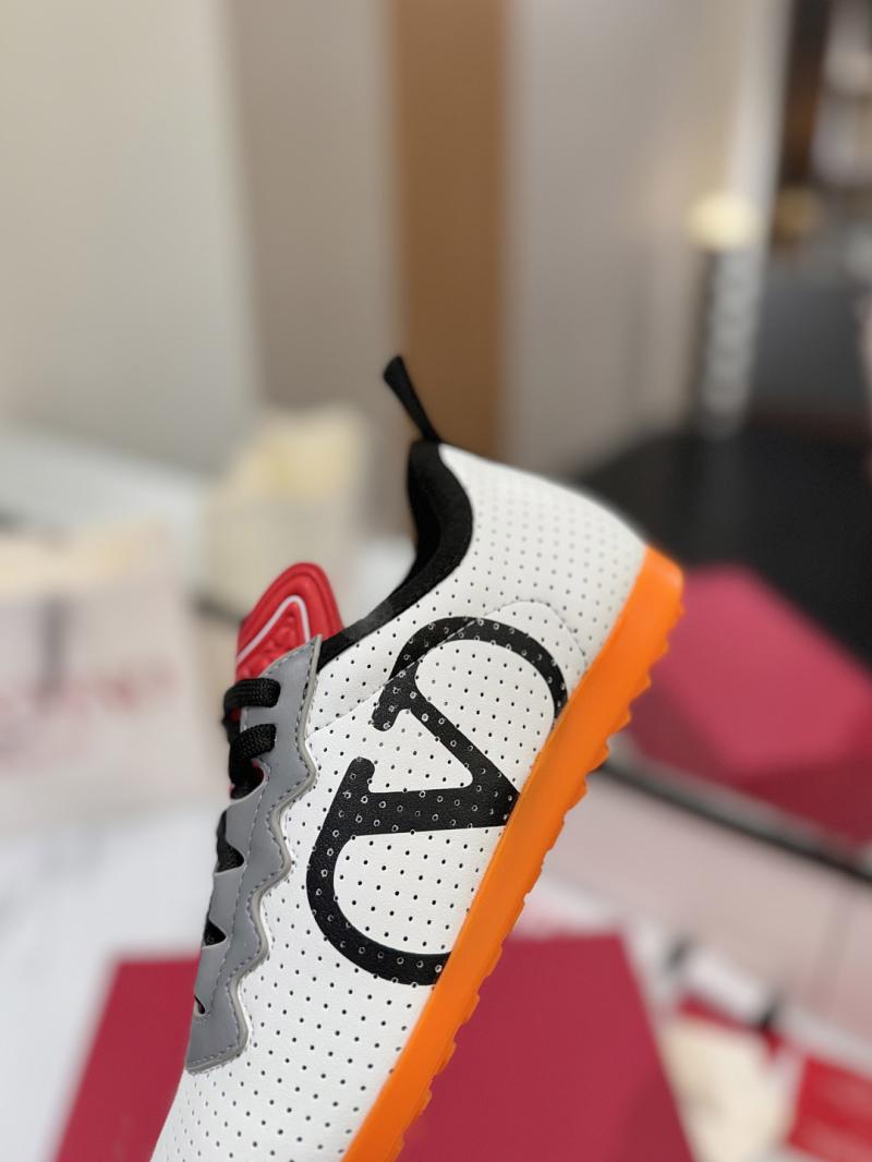 Valentino Unisex Sneakers SVS33102
