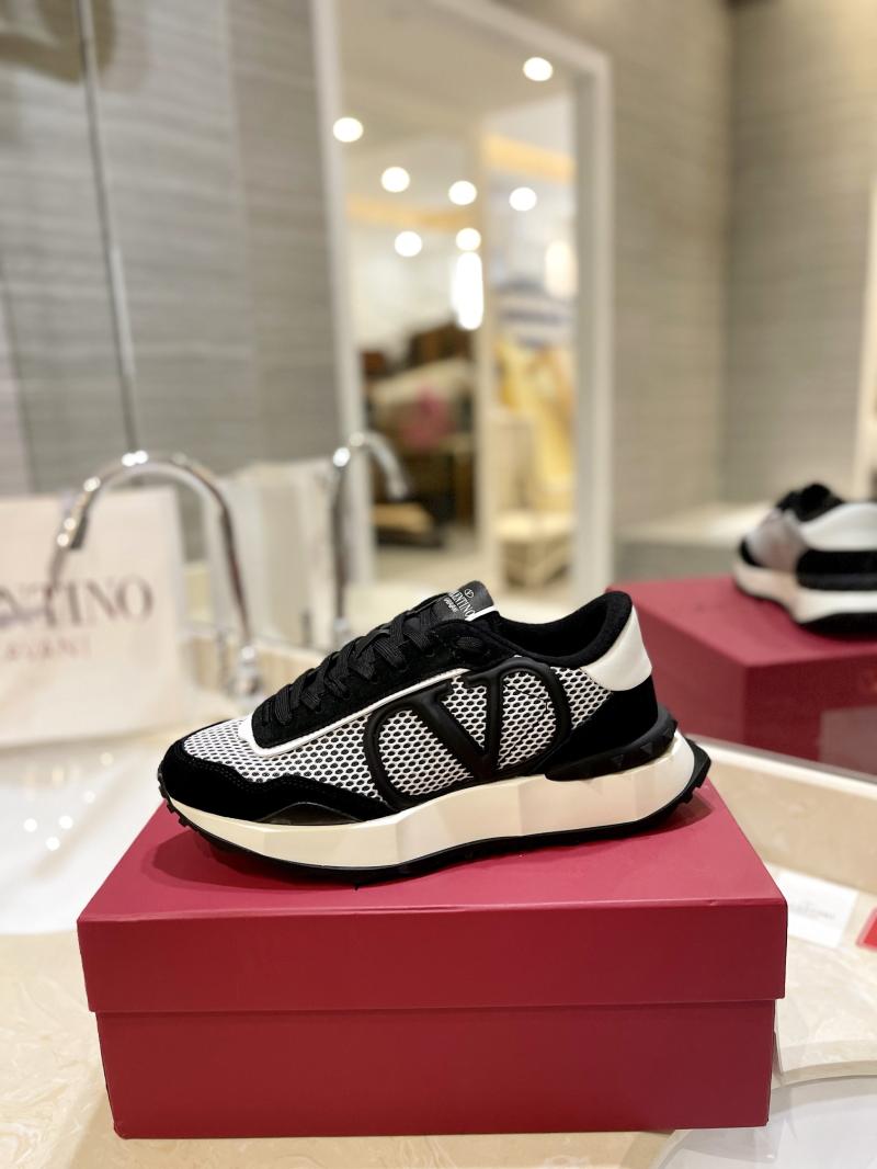 Valentino Unisex Sneakers SVS41107