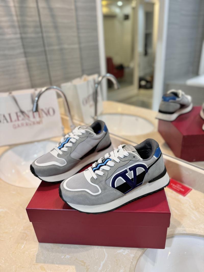 Valentino Unisex Sneakers SVS41110