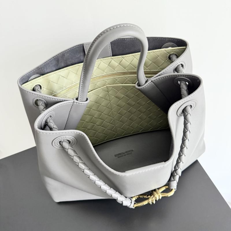 Bottega Veneta Medium Andiamo Grey 810214