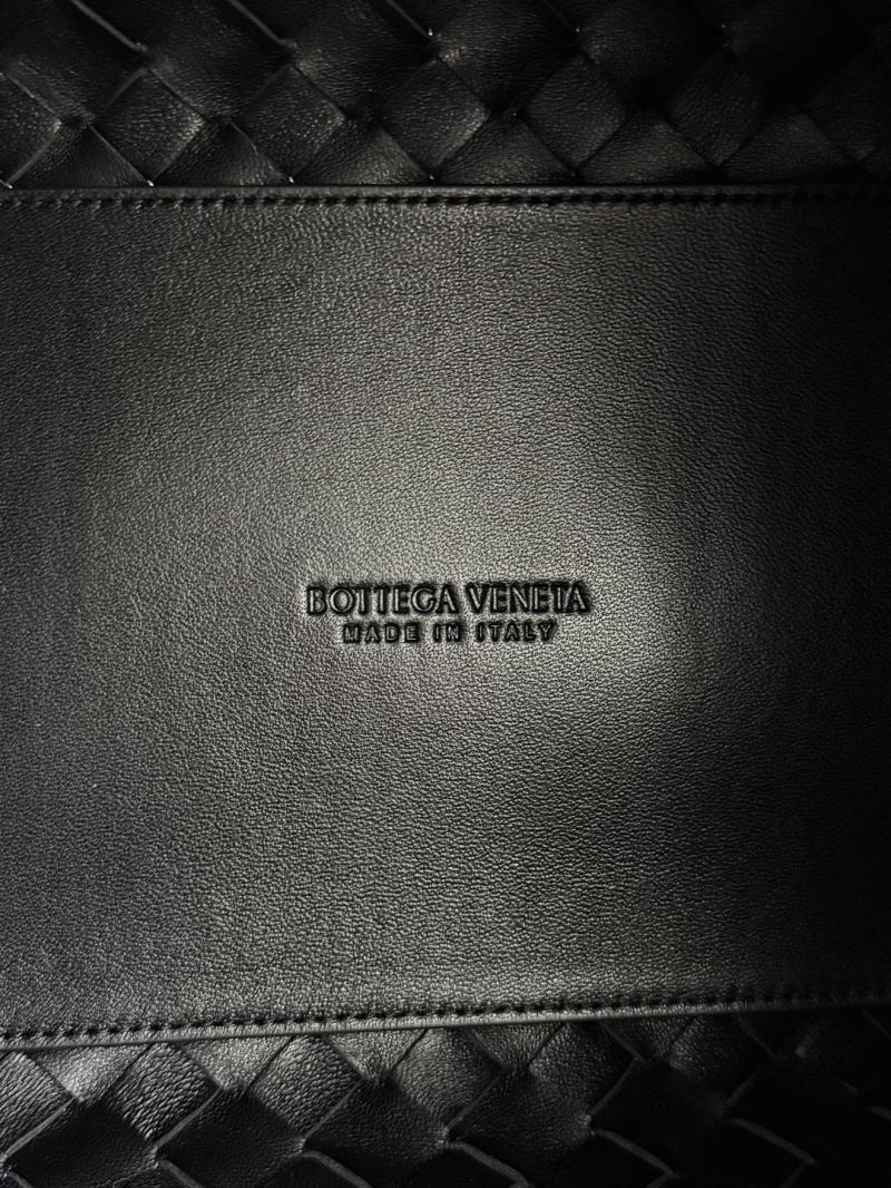 Bottega Veneta Parachute Black 835921