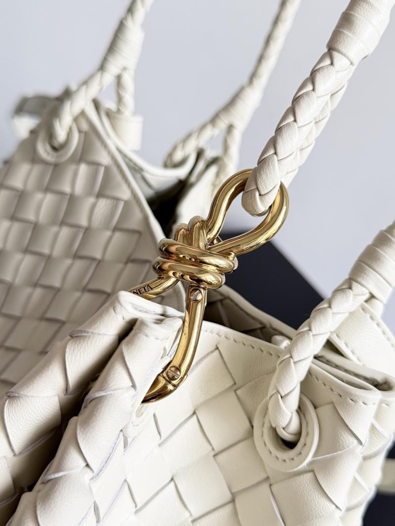 Bottega Veneta Parachute Sea salt 835921