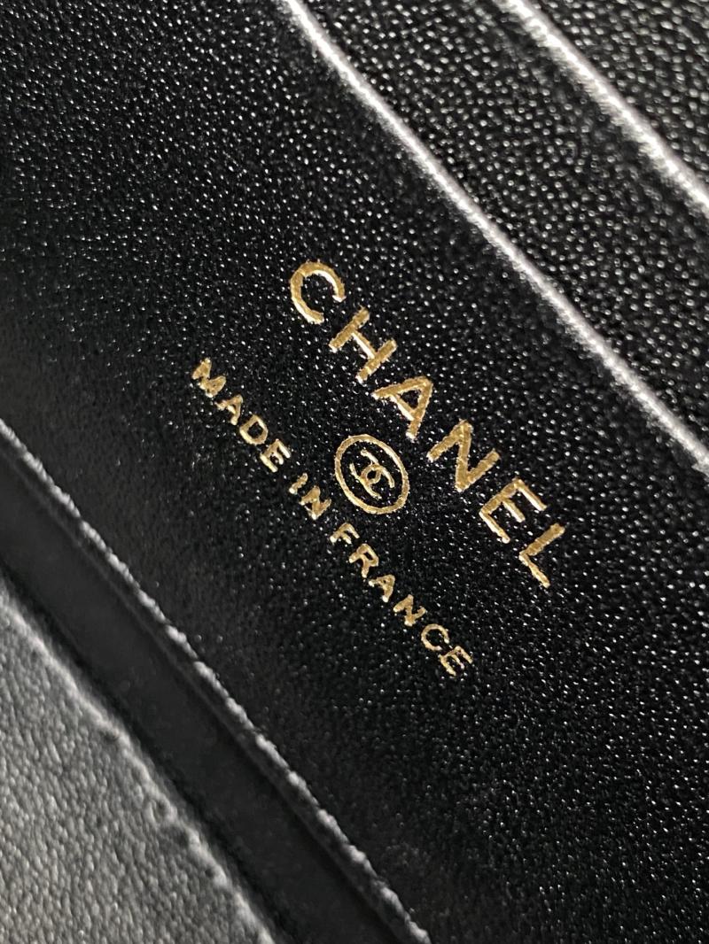 Chanel Chain Vanity Black AP4590