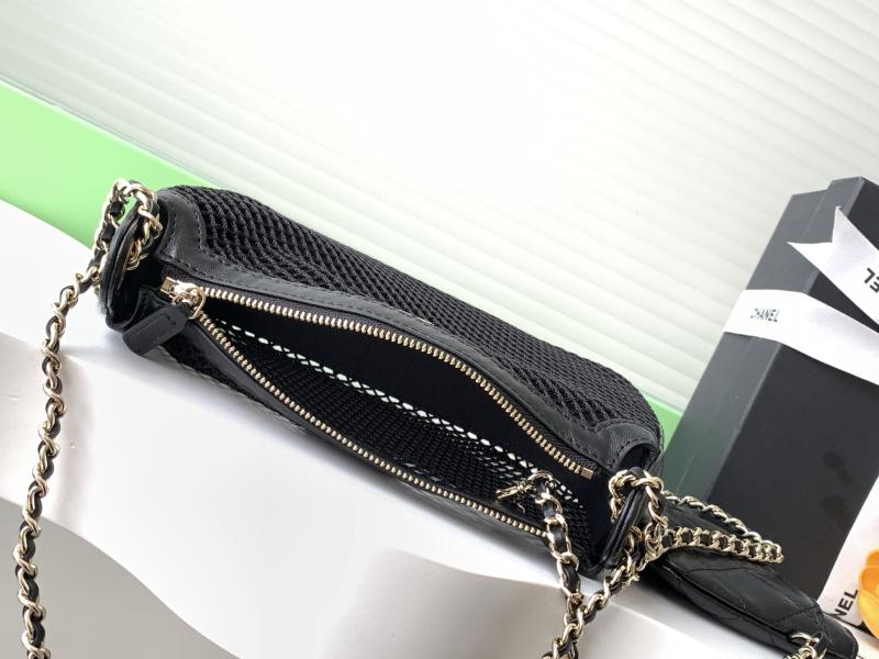 Chanel Clutch With Chain Black AP4572