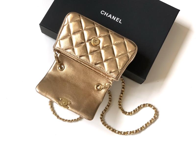 Chanel Clutch With Chain Gold AP4593