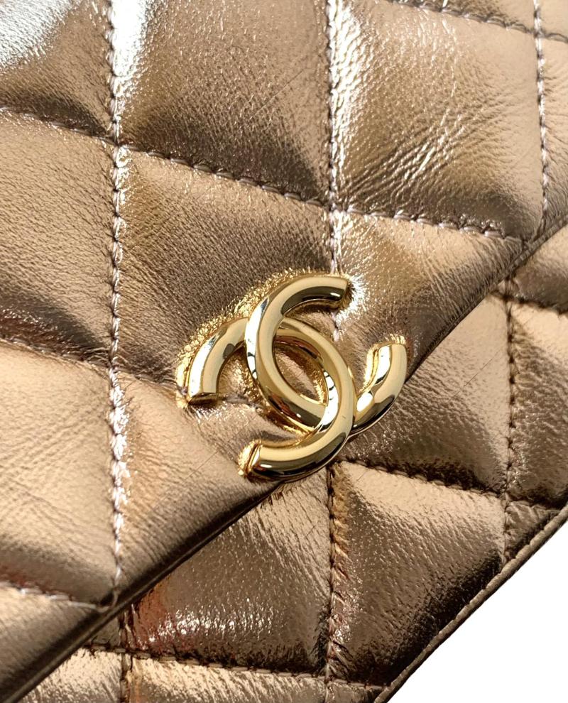 Chanel Clutch With Chain Gold AP4593