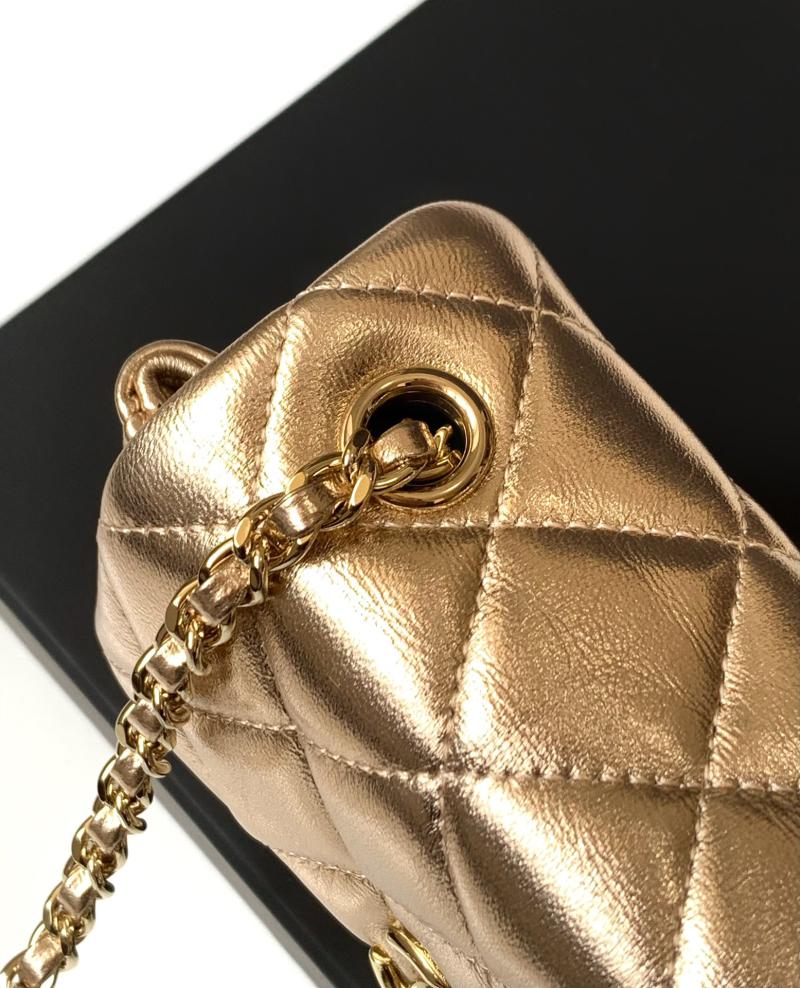 Chanel Clutch With Chain Gold AP4593