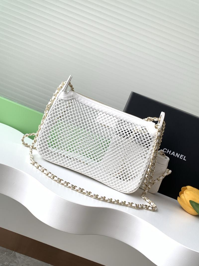 Chanel Clutch With Chain White AP4572