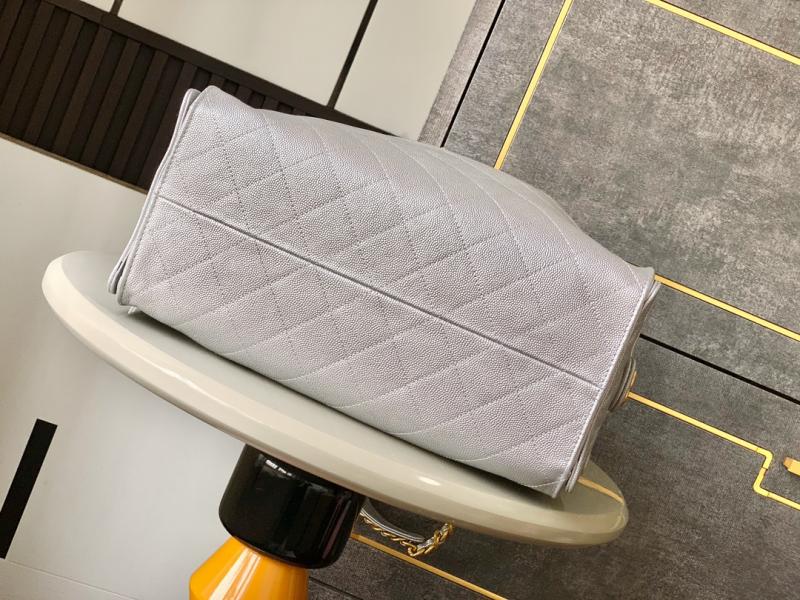 Chanel Grained Calfskin 25 Medium Handbag Silver AS5311