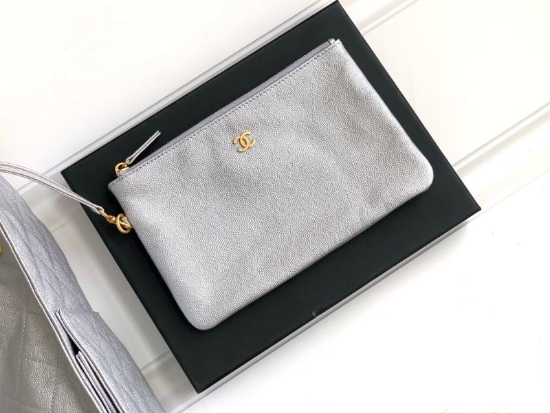 Chanel Grained Calfskin 25 Medium Handbag Silver AS5311