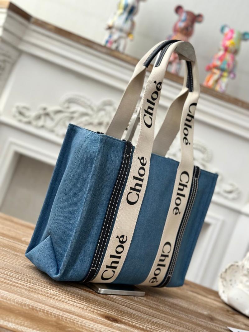 Chloe Woody tote bag in Blue Denim C7566