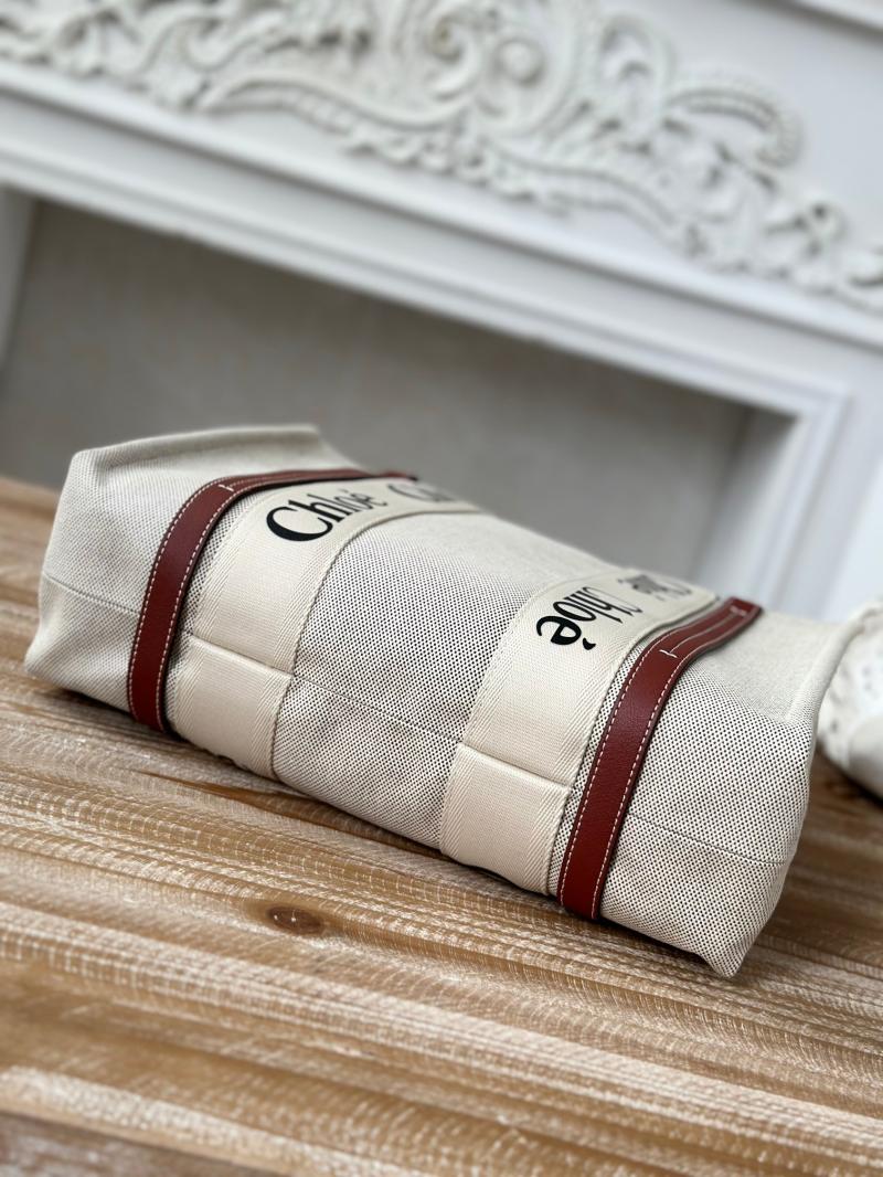 Chloe Woody tote bag in Cotton Canvas Brown C7565