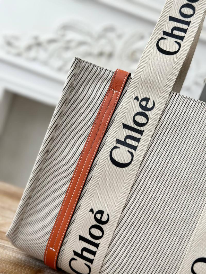 Chloe Woody tote bag in Cotton Canvas Orange C7565