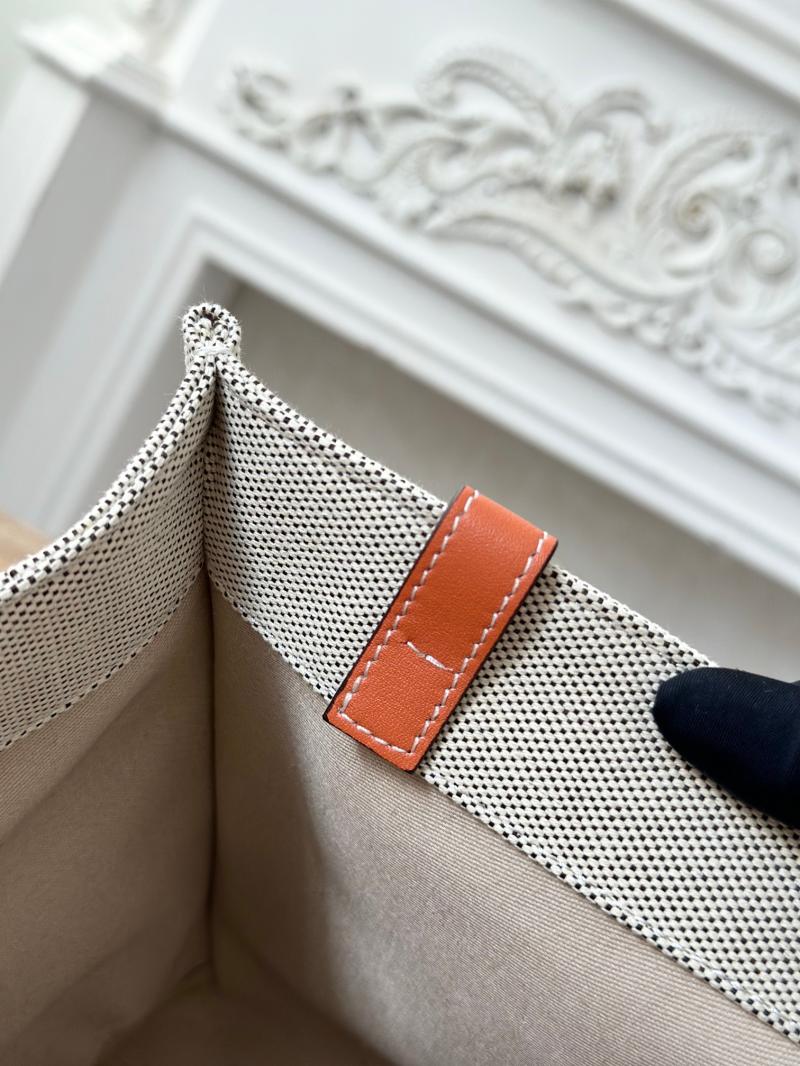 Chloe Woody tote bag in Cotton Canvas Orange C7565