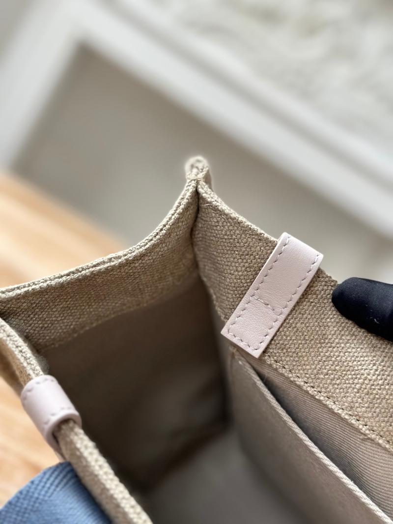 Chloe Woody tote bag in Linen Canvas C7569