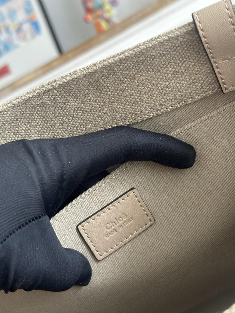 Chloe Woody tote bag in Linen Canvas C7570