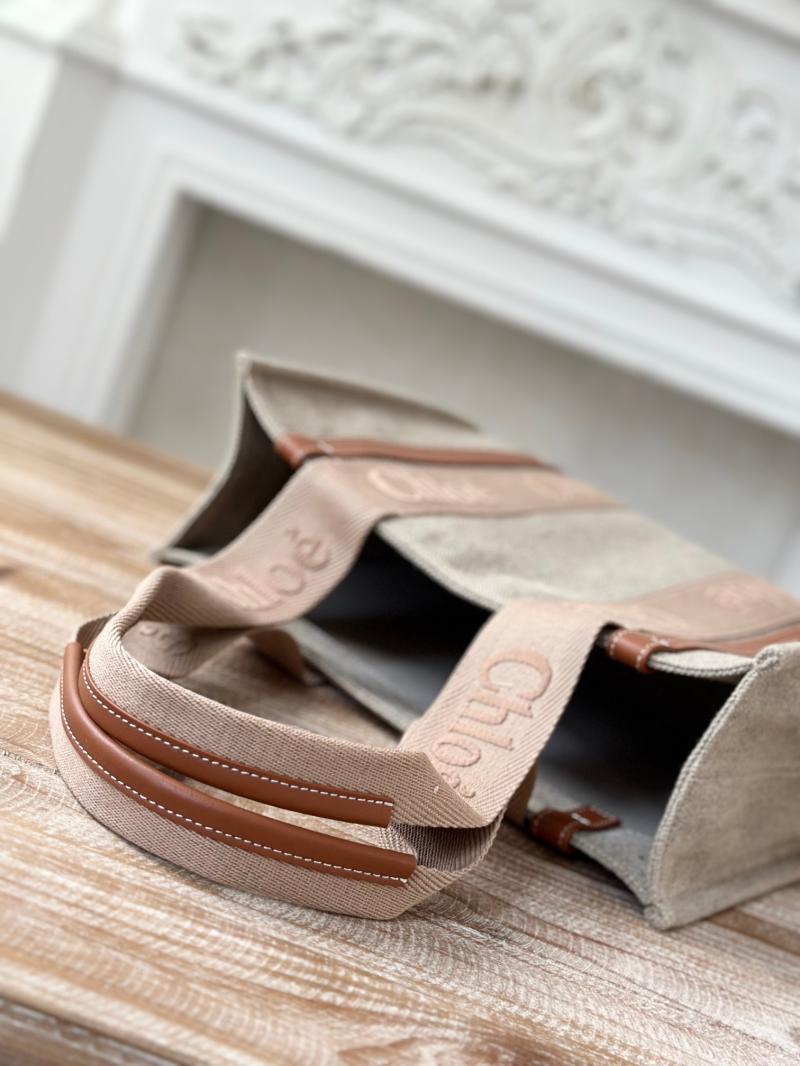 Chloe Woody tote bag in Linen Canvas C7571