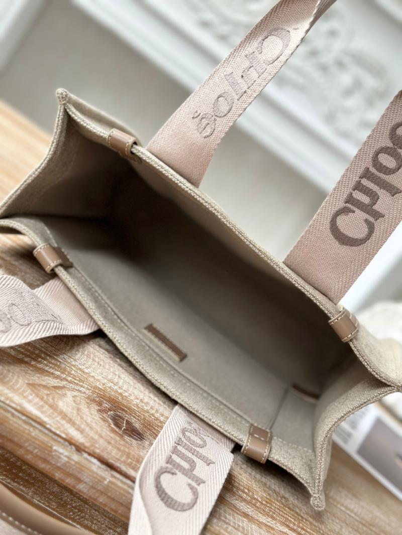 Chloe Woody tote bag in Linen Canvas C7573