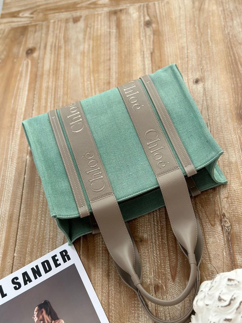 Chloe Woody tote bag in Linen Canvas Green C7568