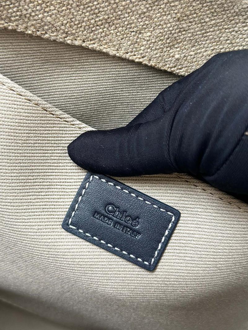 Chloe Woody tote bag in Linen Canvas Navy C7567