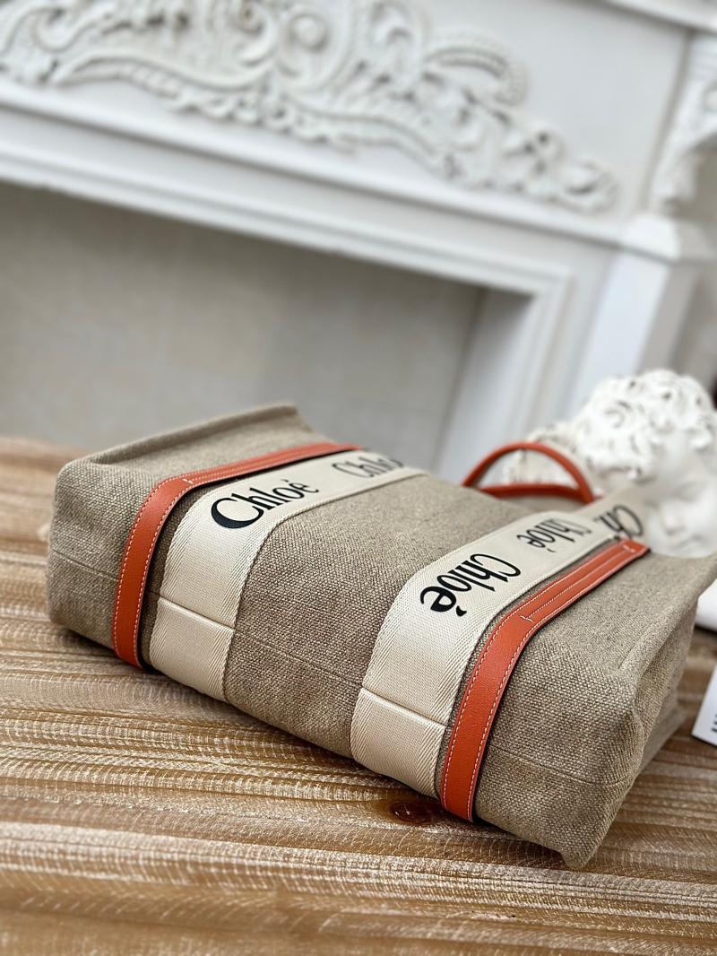 Chloe Woody tote bag in Linen Canvas Orange C7567