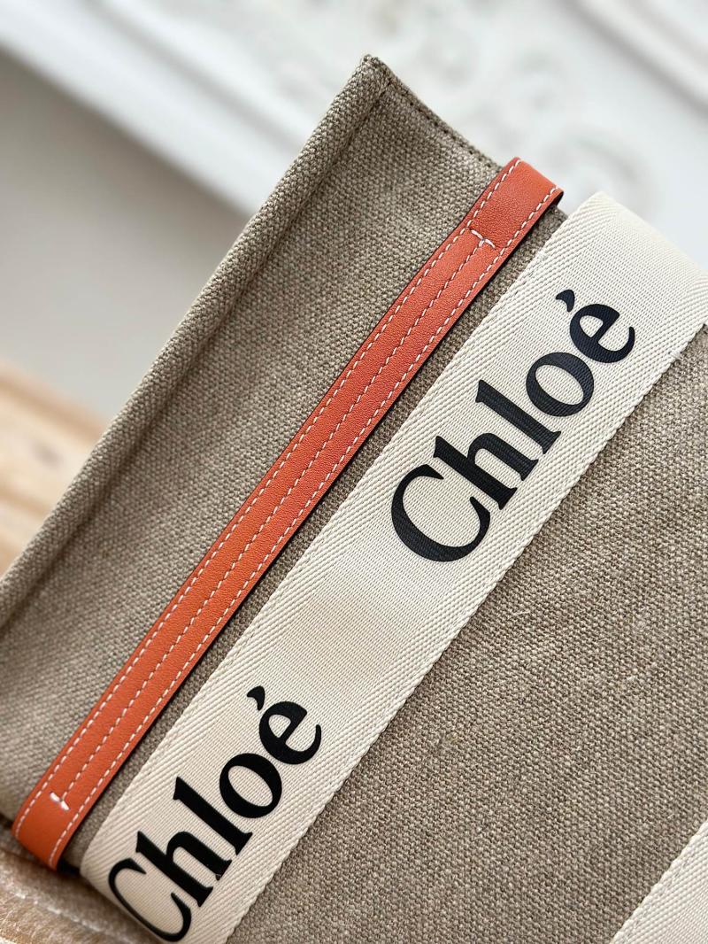 Chloe Woody tote bag in Linen Canvas Orange C7567