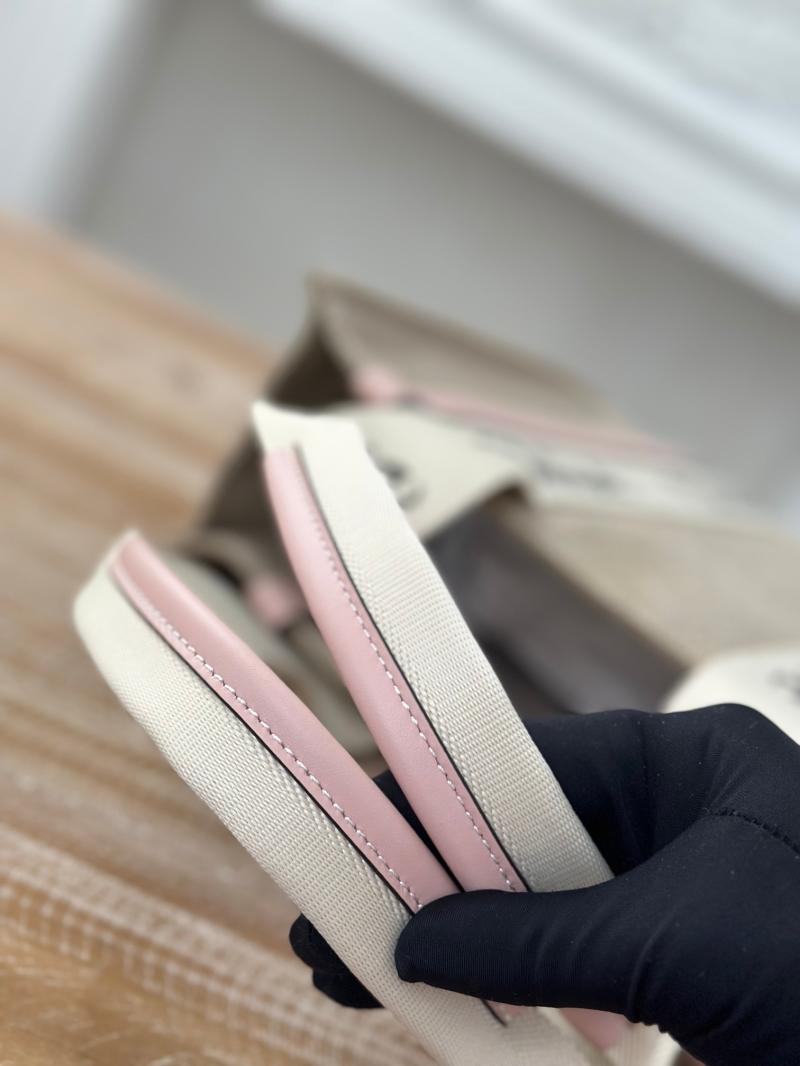 Chloe Woody tote bag in Linen Canvas Pink C7567
