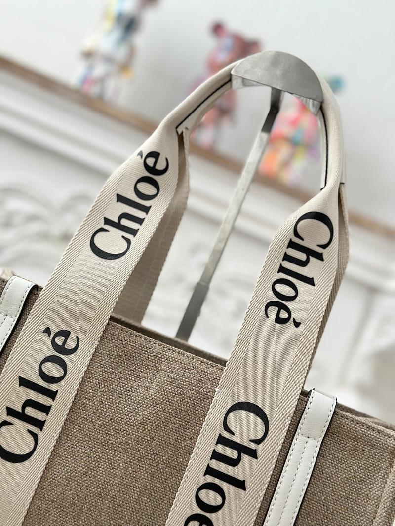 Chloe Woody tote bag in Linen Canvas White C7567