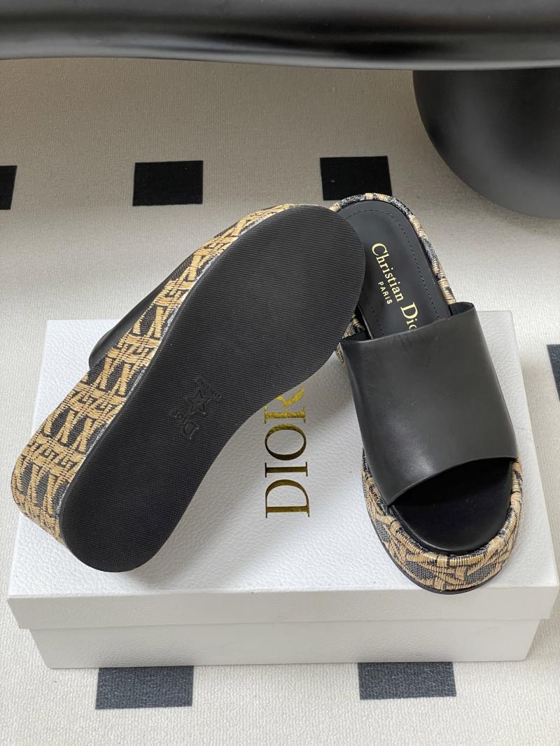 Dior Wedge Sandals SDS50913