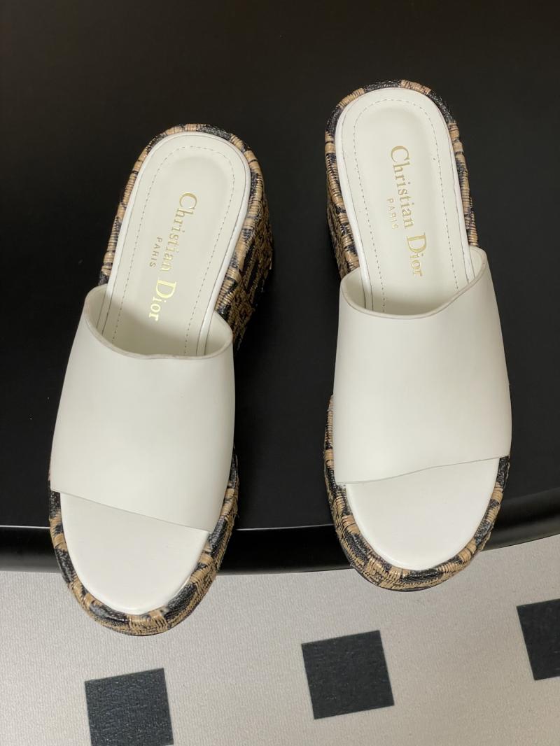 Dior Wedge Sandals SDS50914