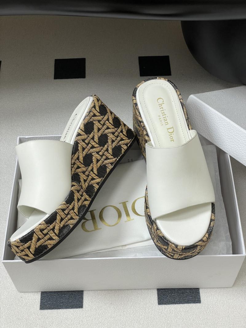 Dior Wedge Sandals SDS50914