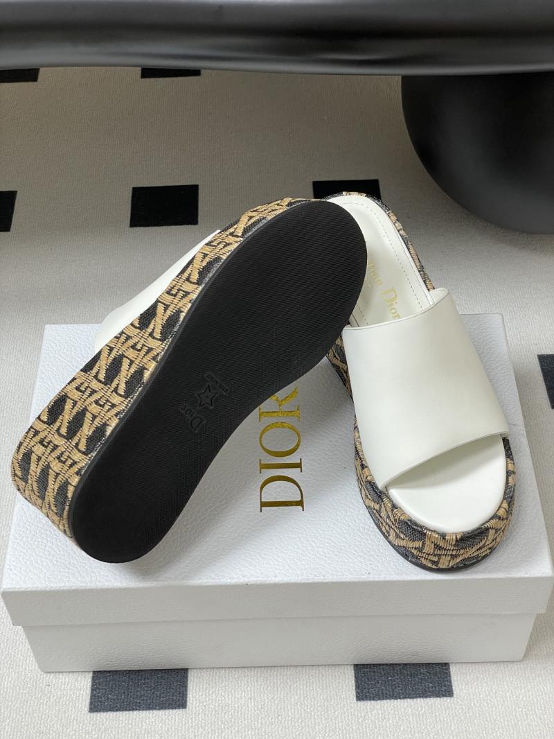 Dior Wedge Sandals SDS50914