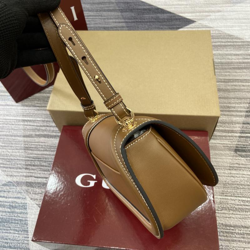 Gucci Blondie small shoulder bag Brown 815700