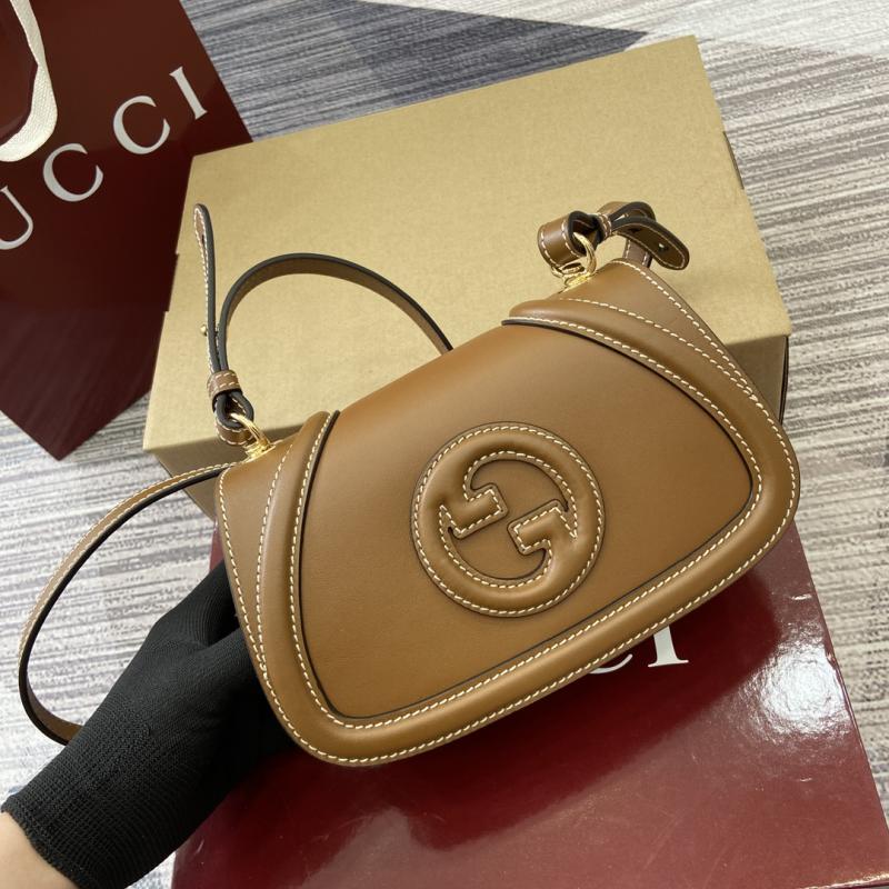 Gucci Blondie small shoulder bag Brown 815700