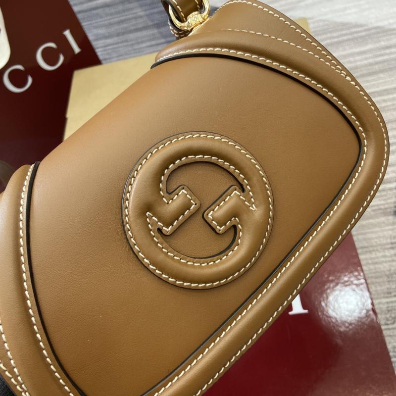 Gucci Blondie small shoulder bag Brown 815700