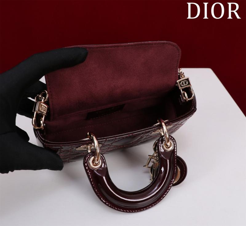 Lady D-Joy Patent Micro Bag Burgundy M0542