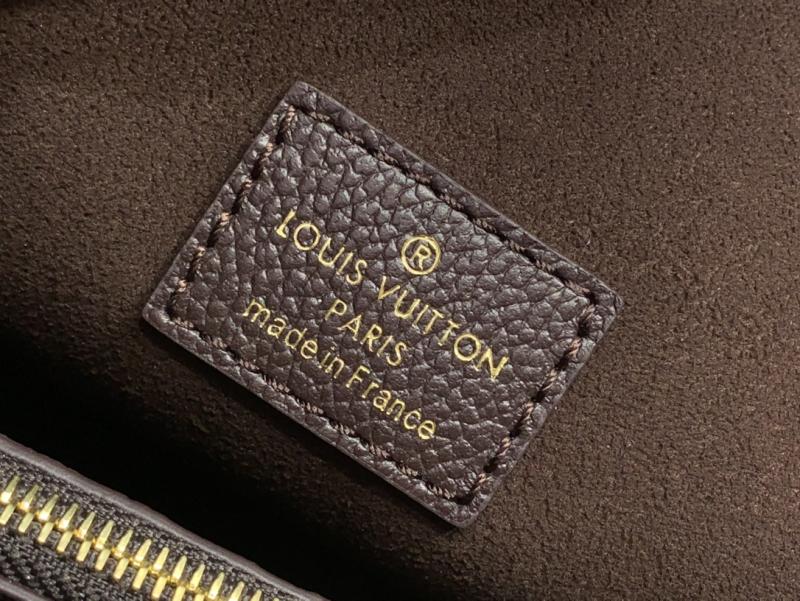 Louis Vuitton Loop Hobo M14042