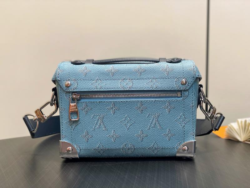 Louis Vuitton Soul Trunk M15035