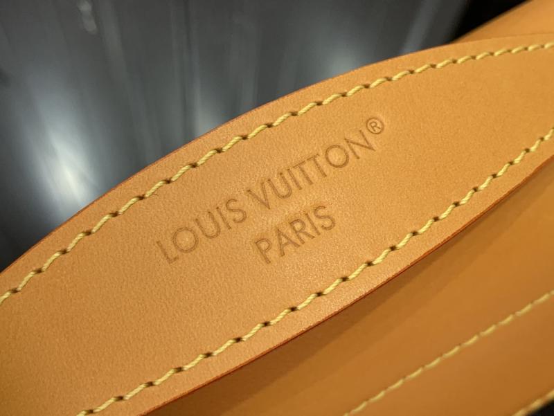 Louis Vuitton Steamer East West Wearable Wallet N00187
