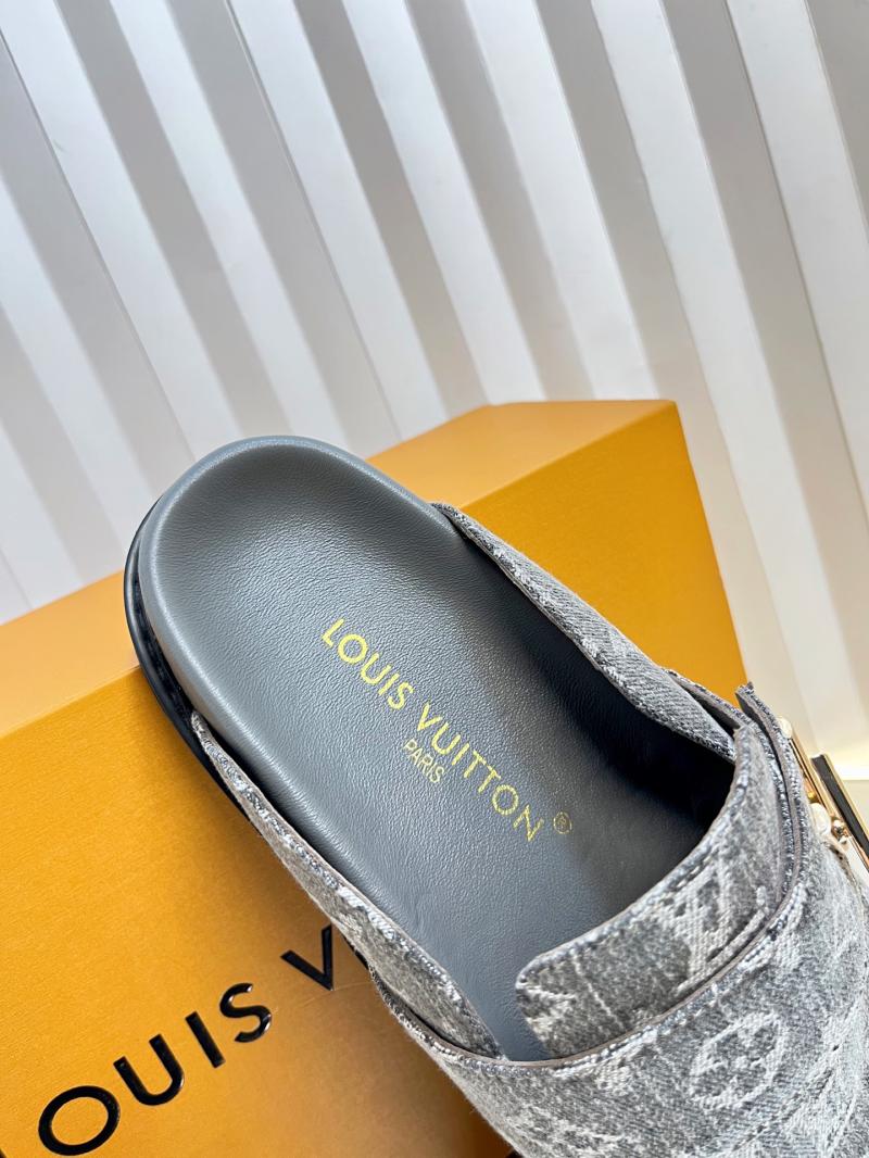 Louis Vuitton Unisex Slippers SLU41801