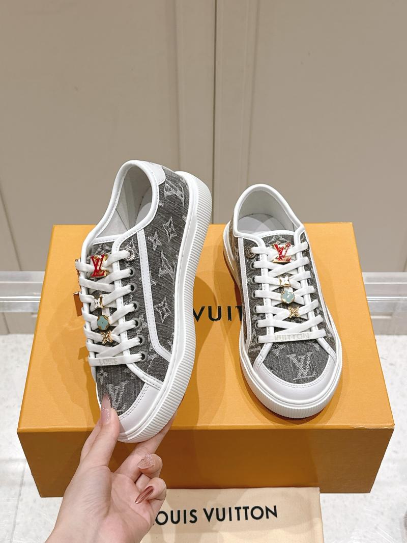 Louis Vuitton Unisex Sneakers SLU41501