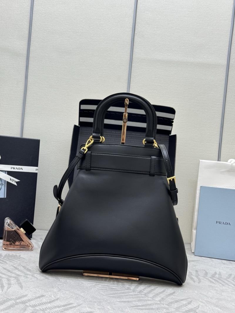 Medium Prada Carey leather bag Black 1BG567