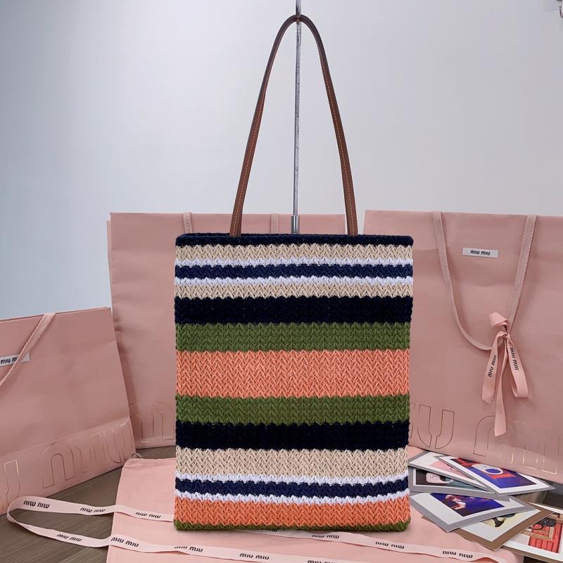 Miu Miu Raffia-effect woven tote bag Green 5BG248