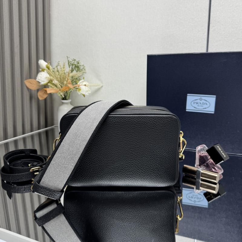 Prada Small leather shoulder bag Black 1BH082