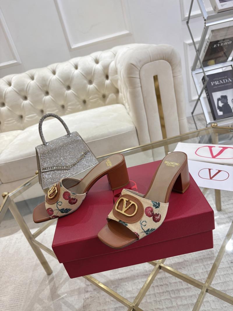 Valentino Sandals SVS42403