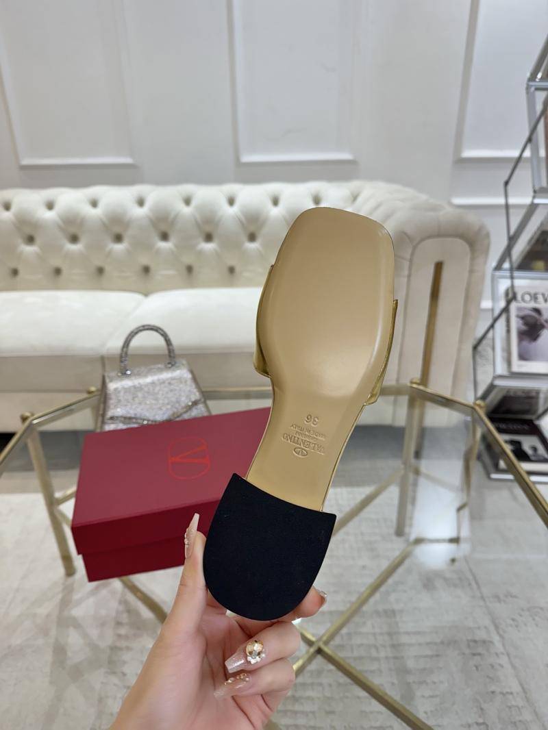 Valentino Sandals SVS42404