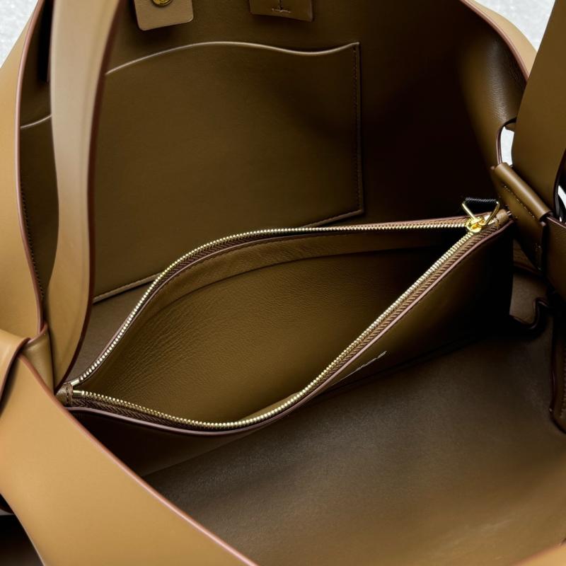 Acne Studios Musubi Tote Brown A95123