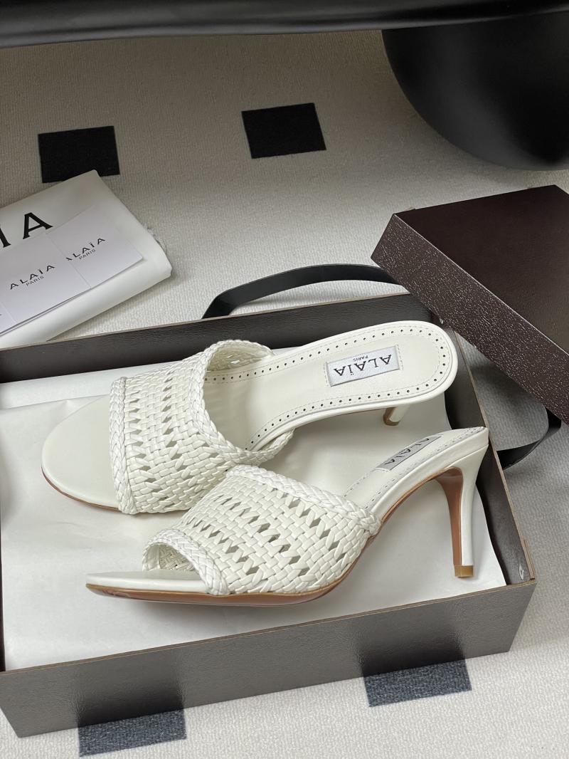 Alaia Sandals SAS60102